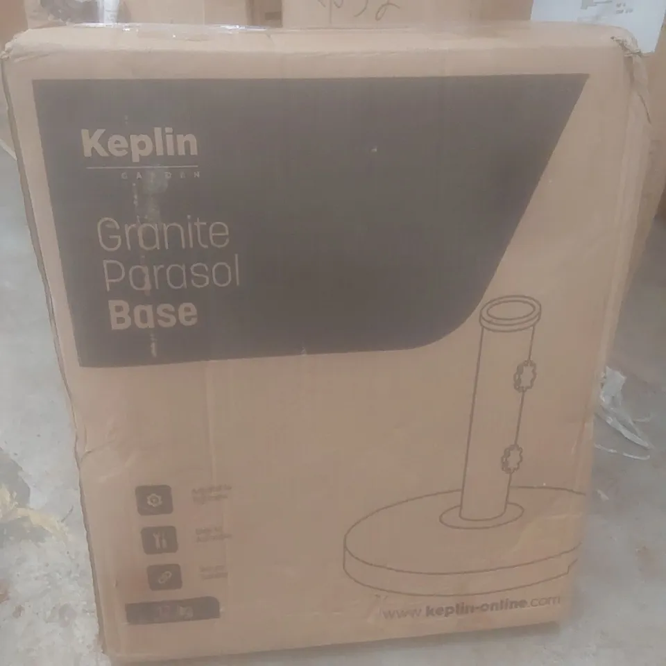 BOXED KEPLIN GRANITE PARASOL BASE