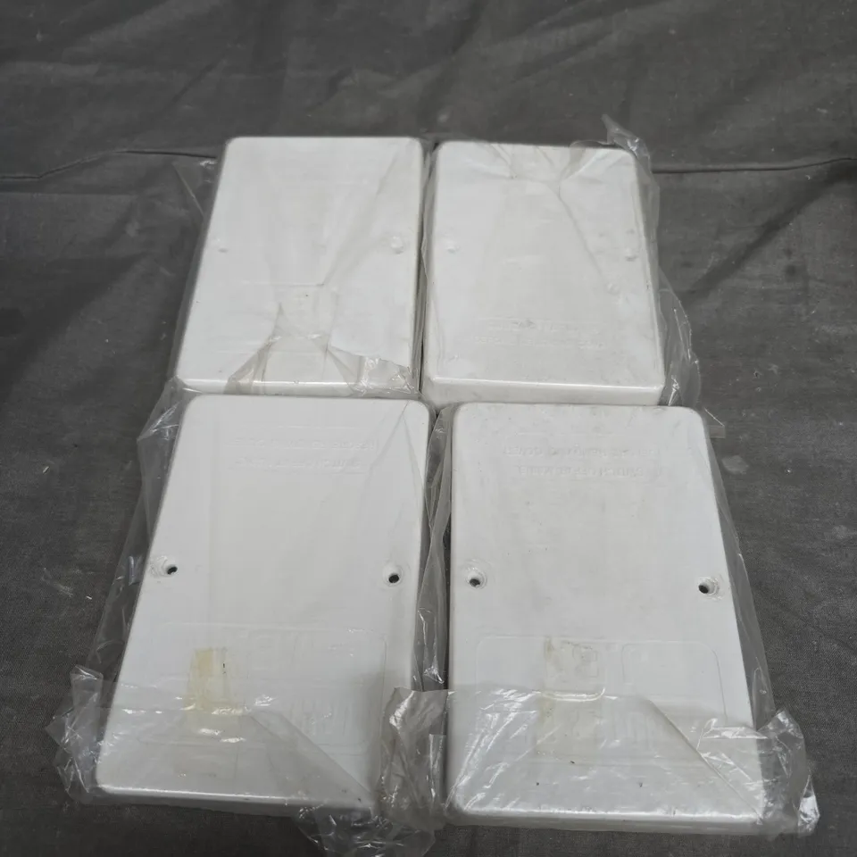 BOX OF APPROX 20 ASSORTED ELECTRIC JUNCTION BOXES 