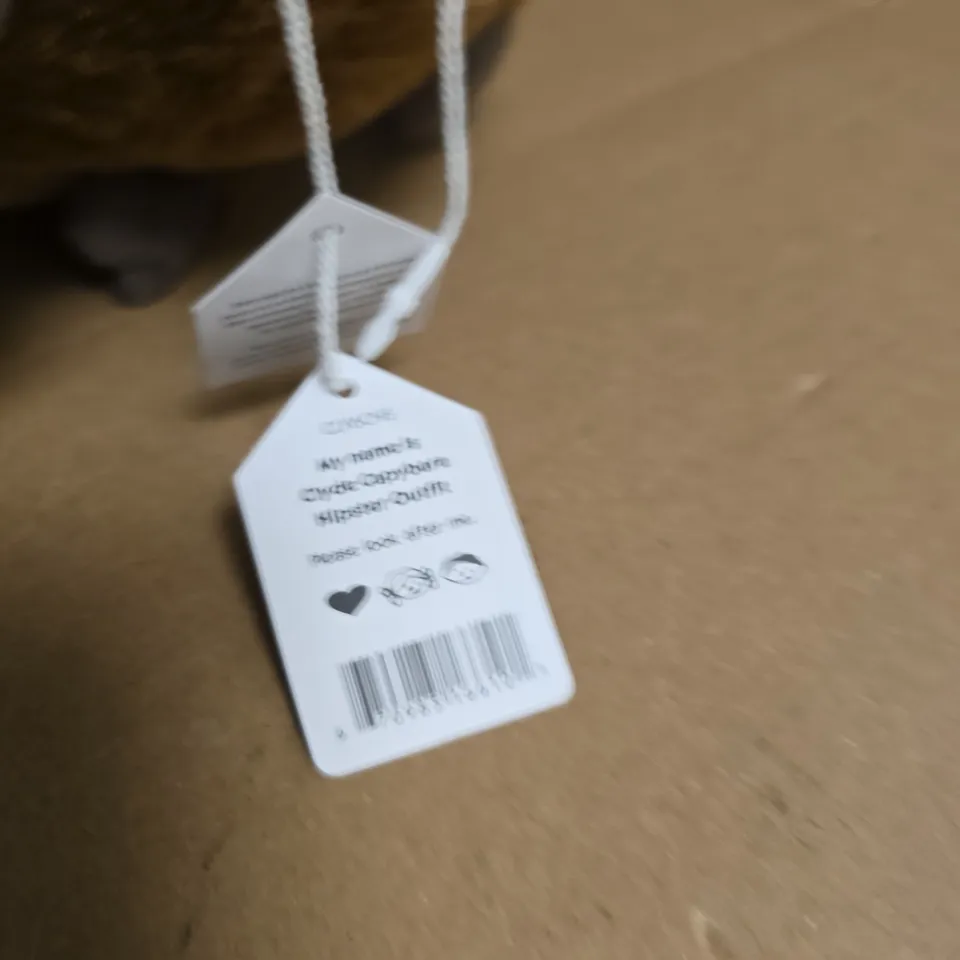 JELLYCAT LONDON - MY NAME IS CLYDE CAPYBARA HIPSTER OUTFIT 