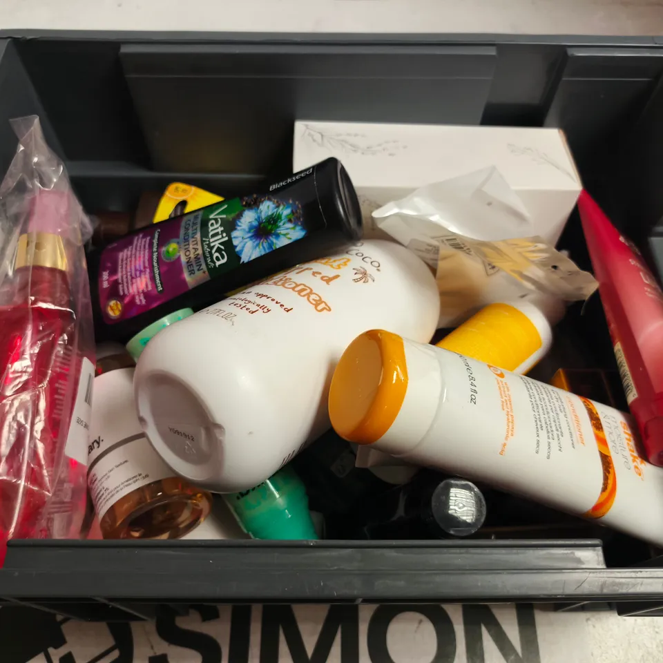 APPROXIMATELY 15 ASSORTED HEALTH & BEAUTY PRODUCTS