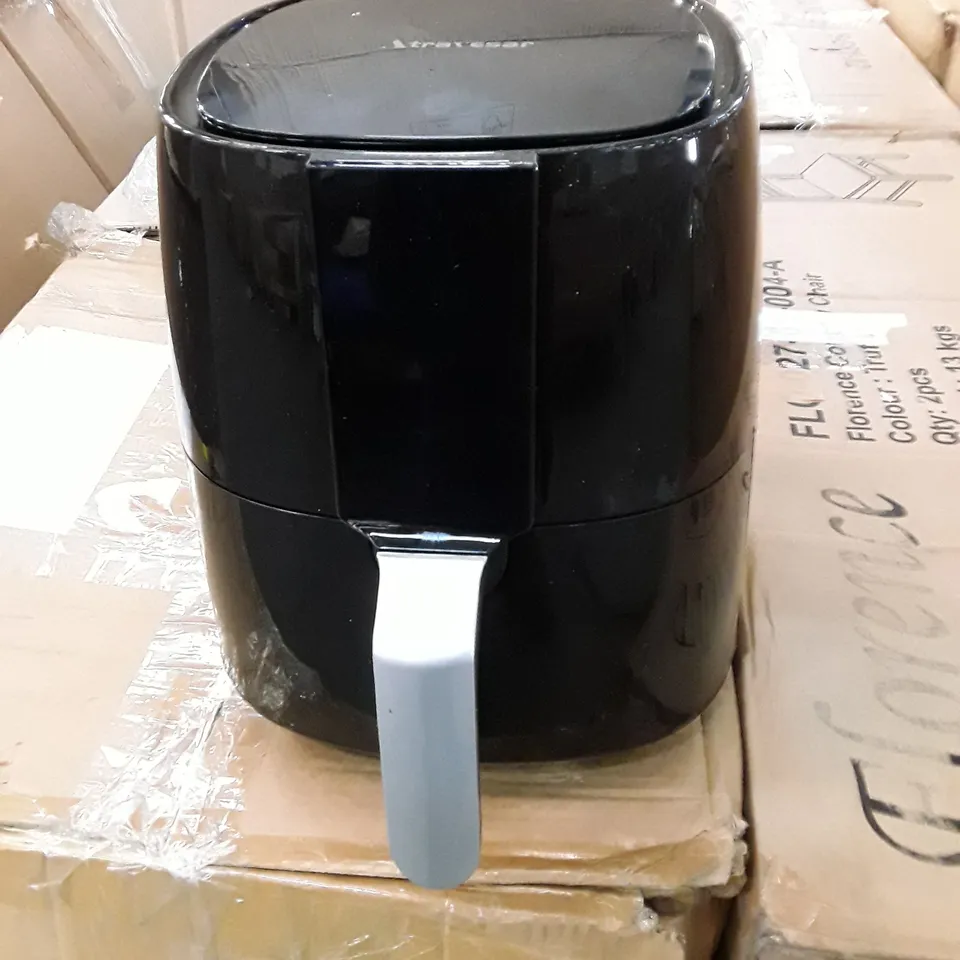 BOXED ATRAVESAR AIR FRYER 