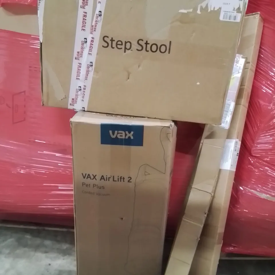 PALLET CONTAINING VARIOUS ASSORTED BOXED HOUSEHOLD ITEMS TO INCLUDE: VAX AIR LIFT 2, STEP STOOL, AND LOTS MORE UNMARKED BOXED ITEMS 