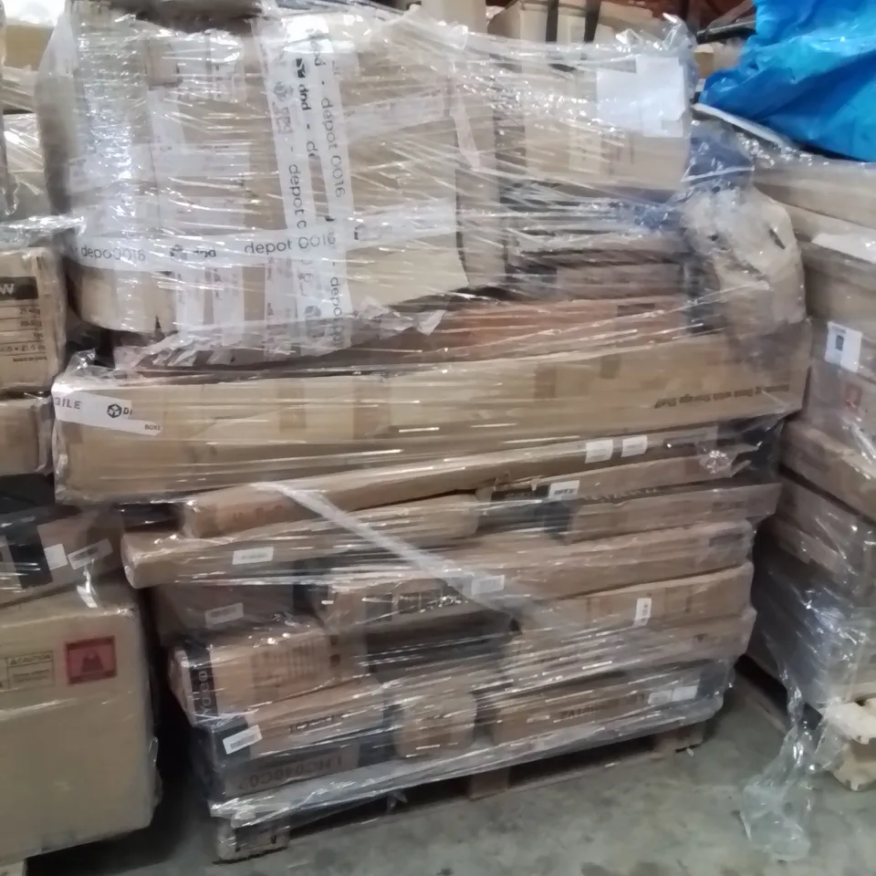 PALLET OF ASSORTED HOUSEHOLD GOODS AND PRODUCTS TO INCLUDE;STANDING DESK,END TABLE,BATHROOM MIRROR 