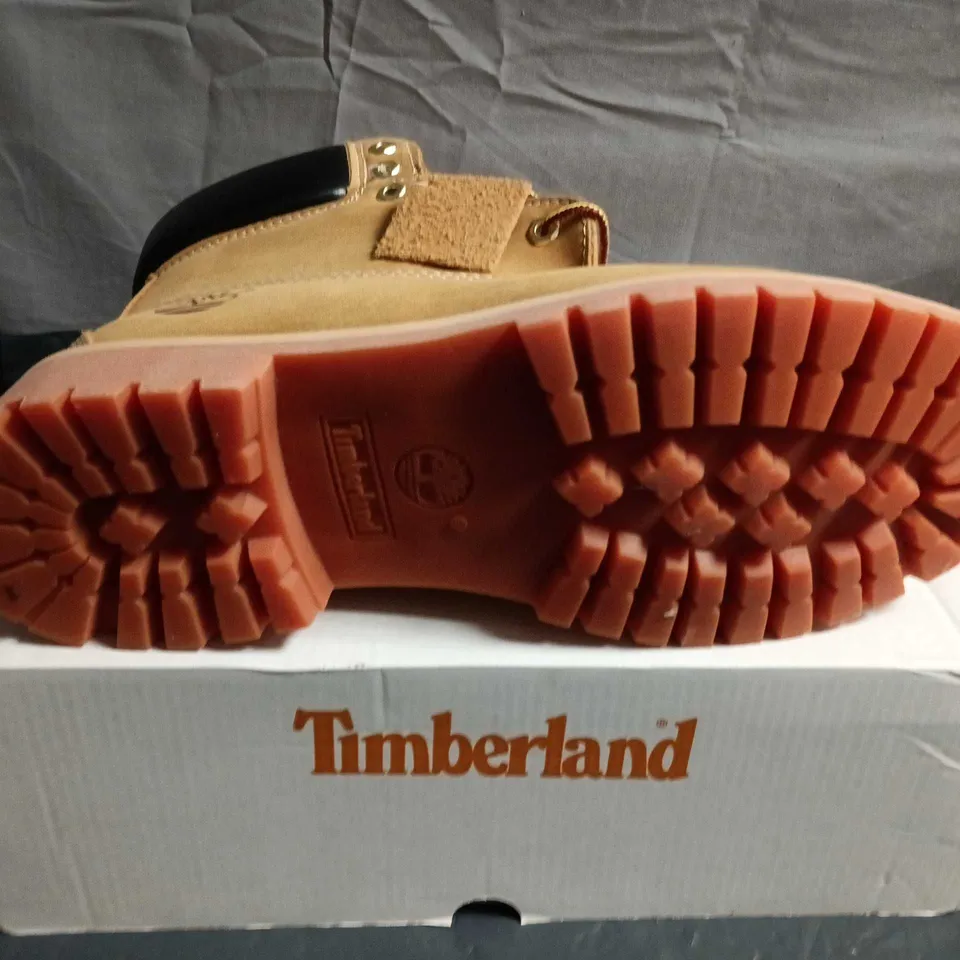 BOXED PAIR OF TIMBERLAND TAN NUBUCK HIKING BOOTS WITH LUG SOLE – UK SIZE 11