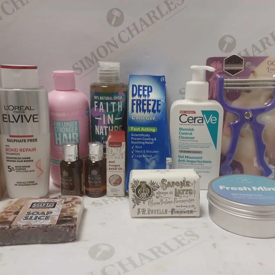 LOT OF APPROX 12 ASSORTED BEAUTY PRODUCTS TO INCLUDE L'OREAL ELVIVE BOND REPAIR SHAMPOO, HAIR BURST SHAMPOO, FRESH MINT SHAVING CREAM, ETC 