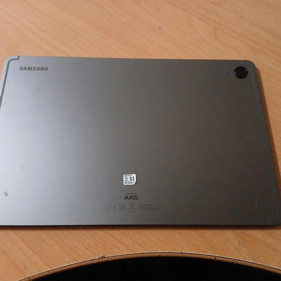 SAMSUNG GALAXY TAB S9 FE 5G TABLET – CRACKED FRONT SCREEN