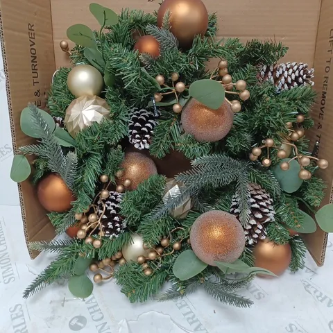 COPPER AND GOLD PRE-LIT FESTIVE WREATH