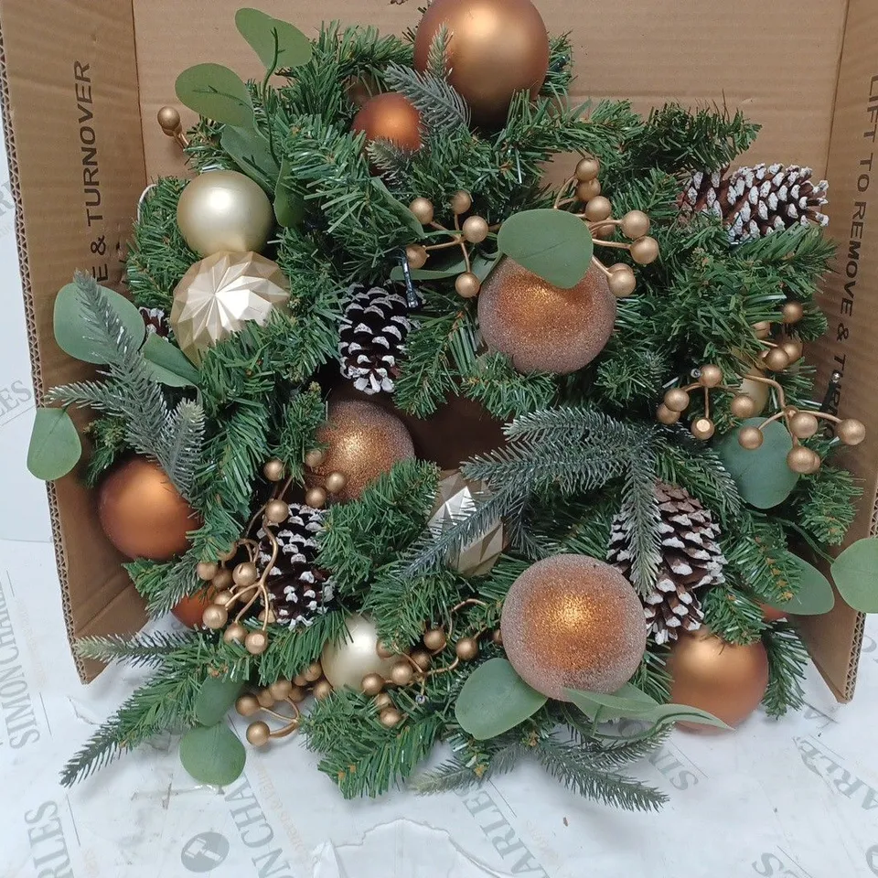 COPPER AND GOLD PRE-LIT FESTIVE WREATH RRP £39.99