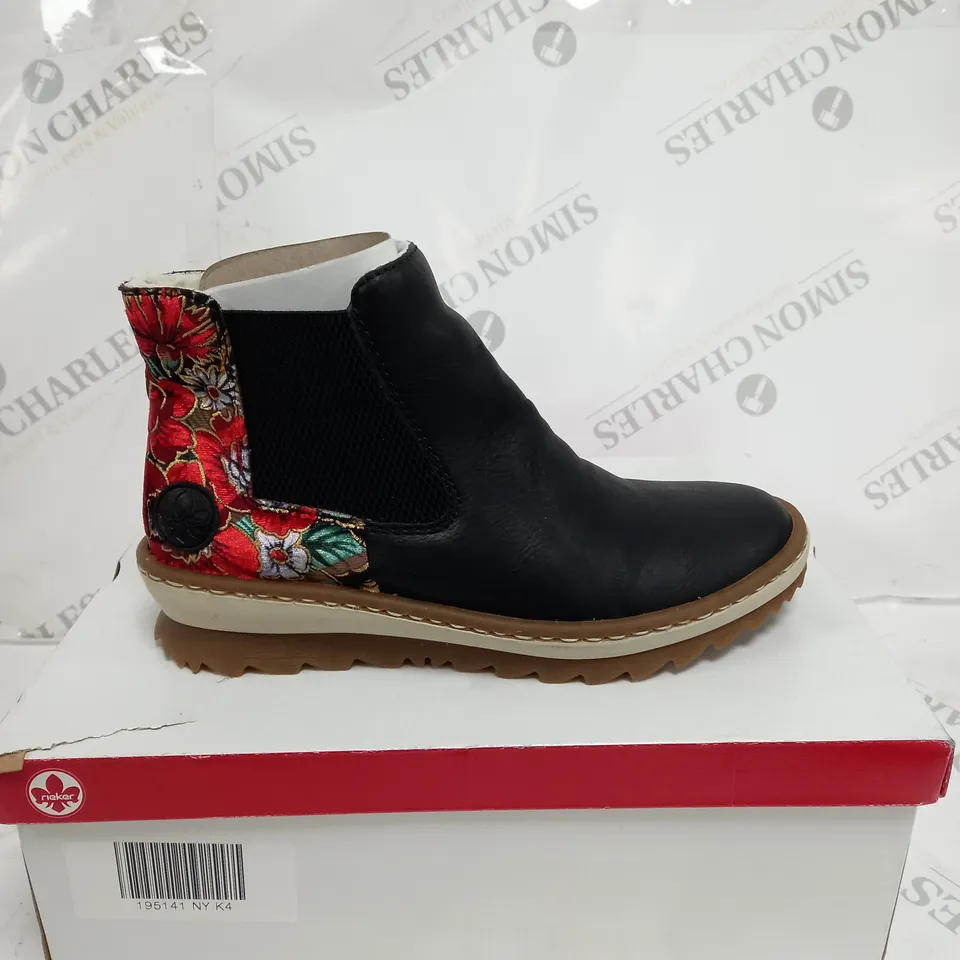 BOXED RIEKER CHELSEA BOOTS, NAVY - SIZE 4