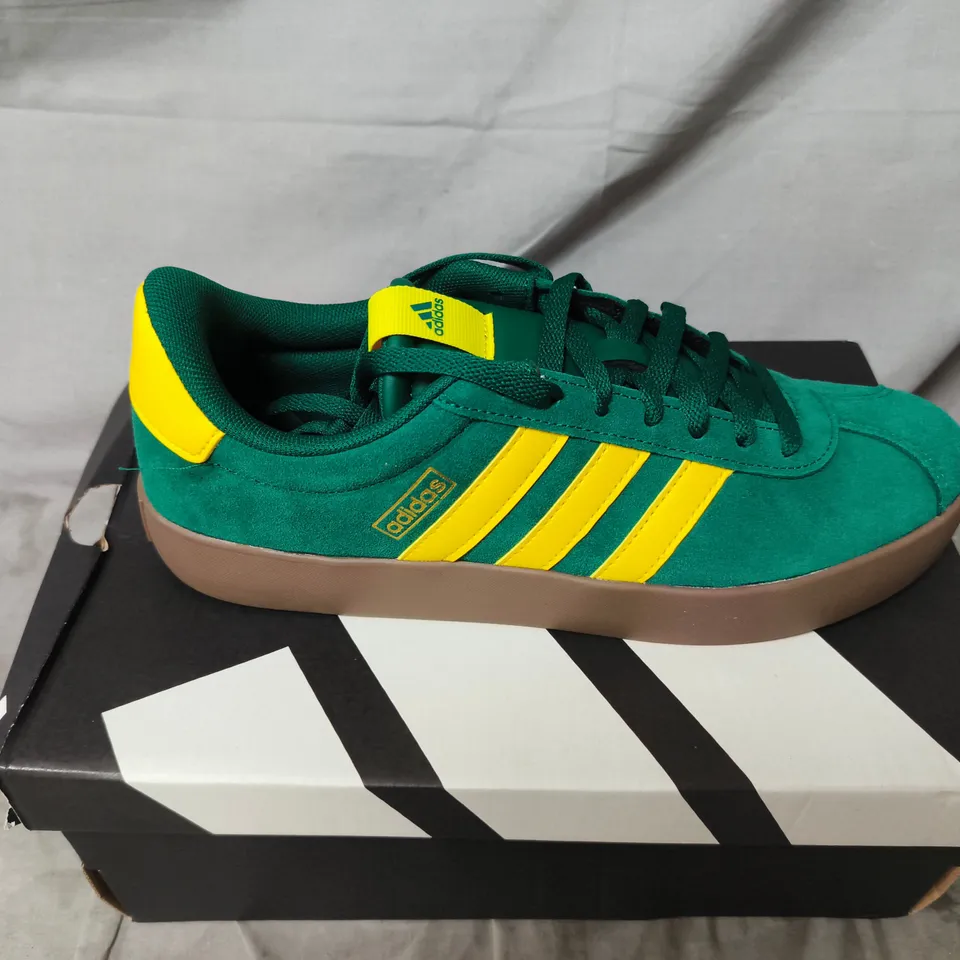 ADIDAS GREEN SUEDE SNEAKERS WITH YELLOW STRIPES SIZE UK 8.5