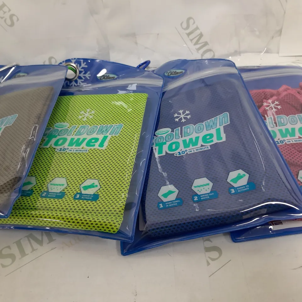 BOXED AQUA LASER SET OF 4 COOL DOWN TOWELS