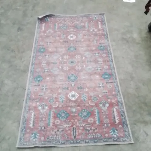QUALITY DESIGNER AREA RUG - APPROXIMATELY 150X80CM