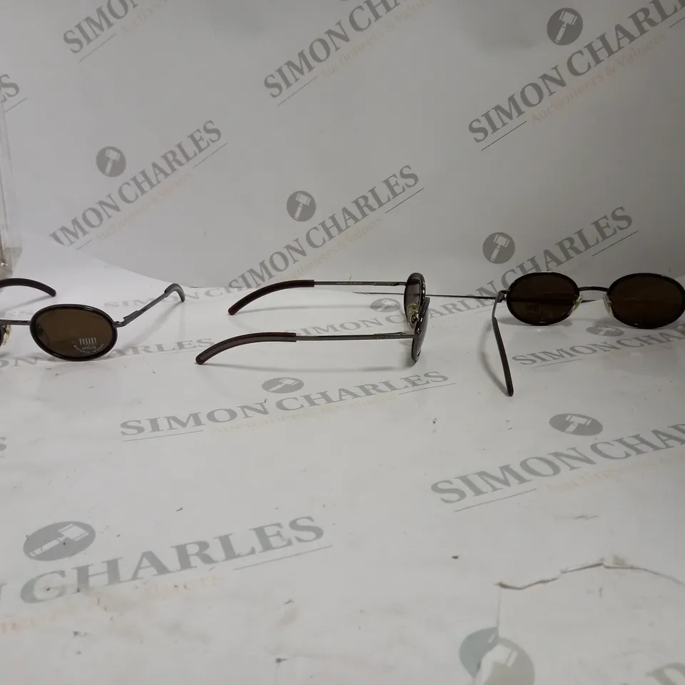 BOX OF APPROX 6 PAIRS OF VOGART 2481I SUNGLASSES.