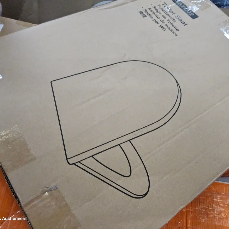 PALLET OF ASSORTED ITEMS TO INCLUDE, SHOE STORAGE CABONET, TOILET SEATS, LED MAKE UP MIRROR, ELECTRIC BLANKET,