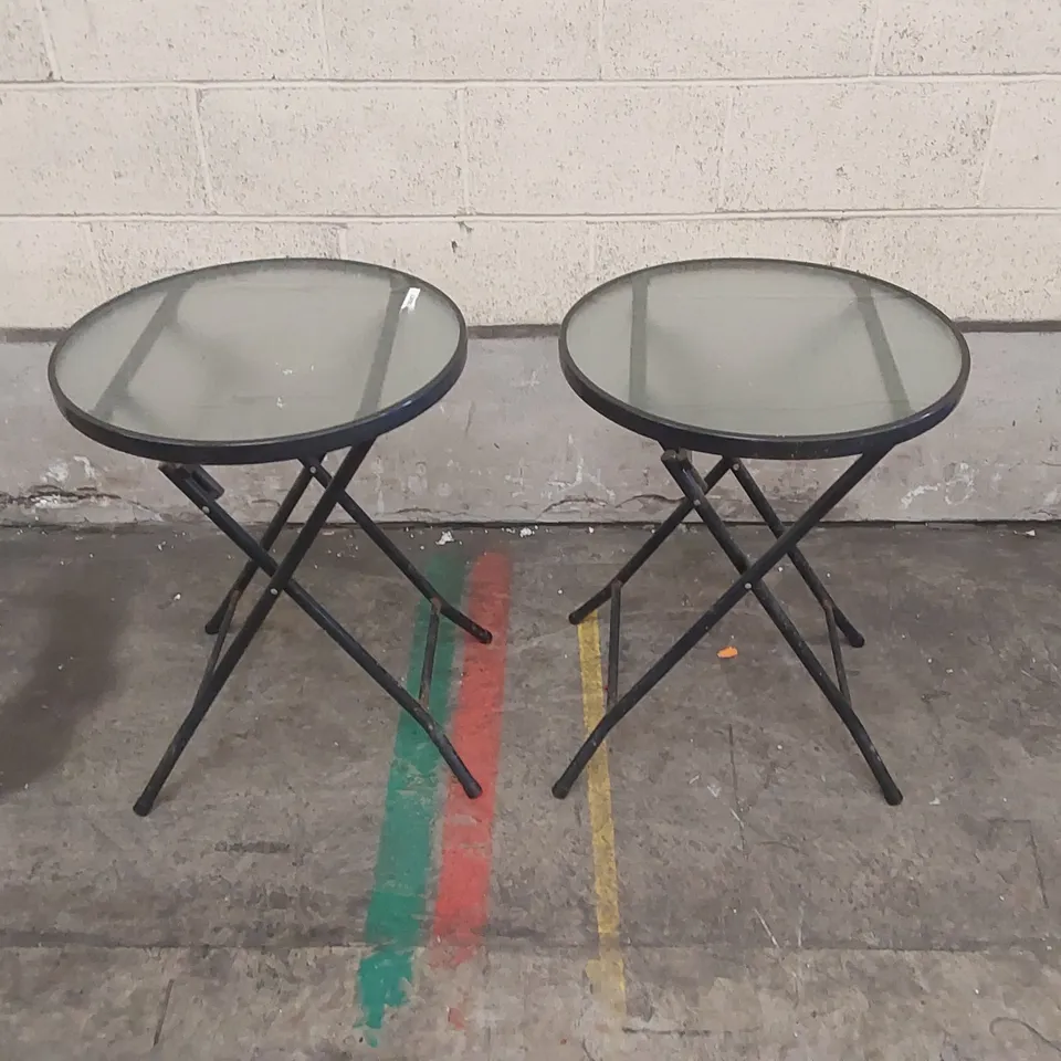 PAIR OF FOLDING TABLES 
