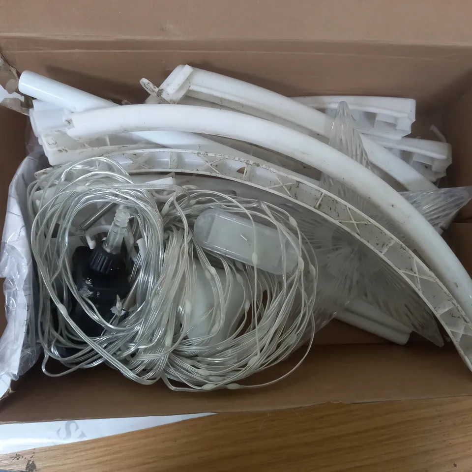 BOXED FLIPO INDOOR/OUTDOOR CHRISTMAS TREE LIGHT