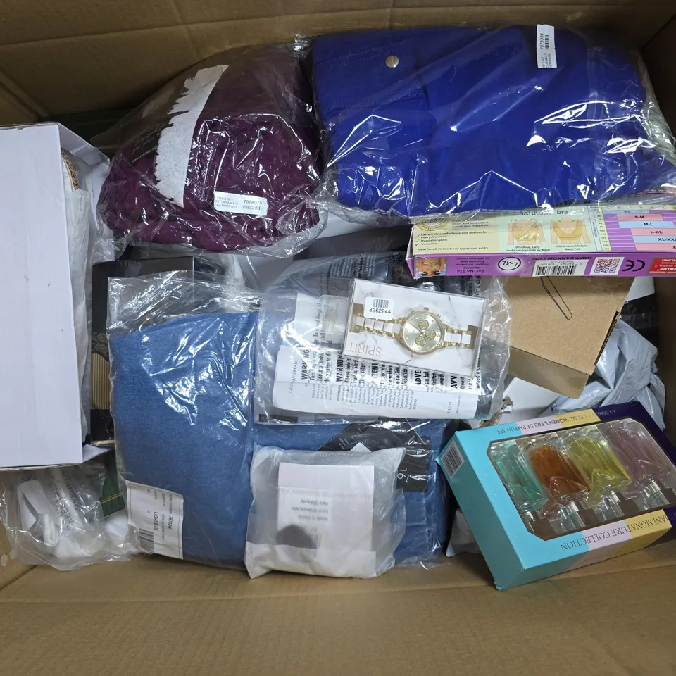 APPROXIMATELY 25 ASSORTED ITEMS TO INCLUDE SANKOM SUPPORT BRA, LAGHMANI SIGNATURE COLLECTION, EMRECO BLOUSE, ETC - COLLECTION ONLY