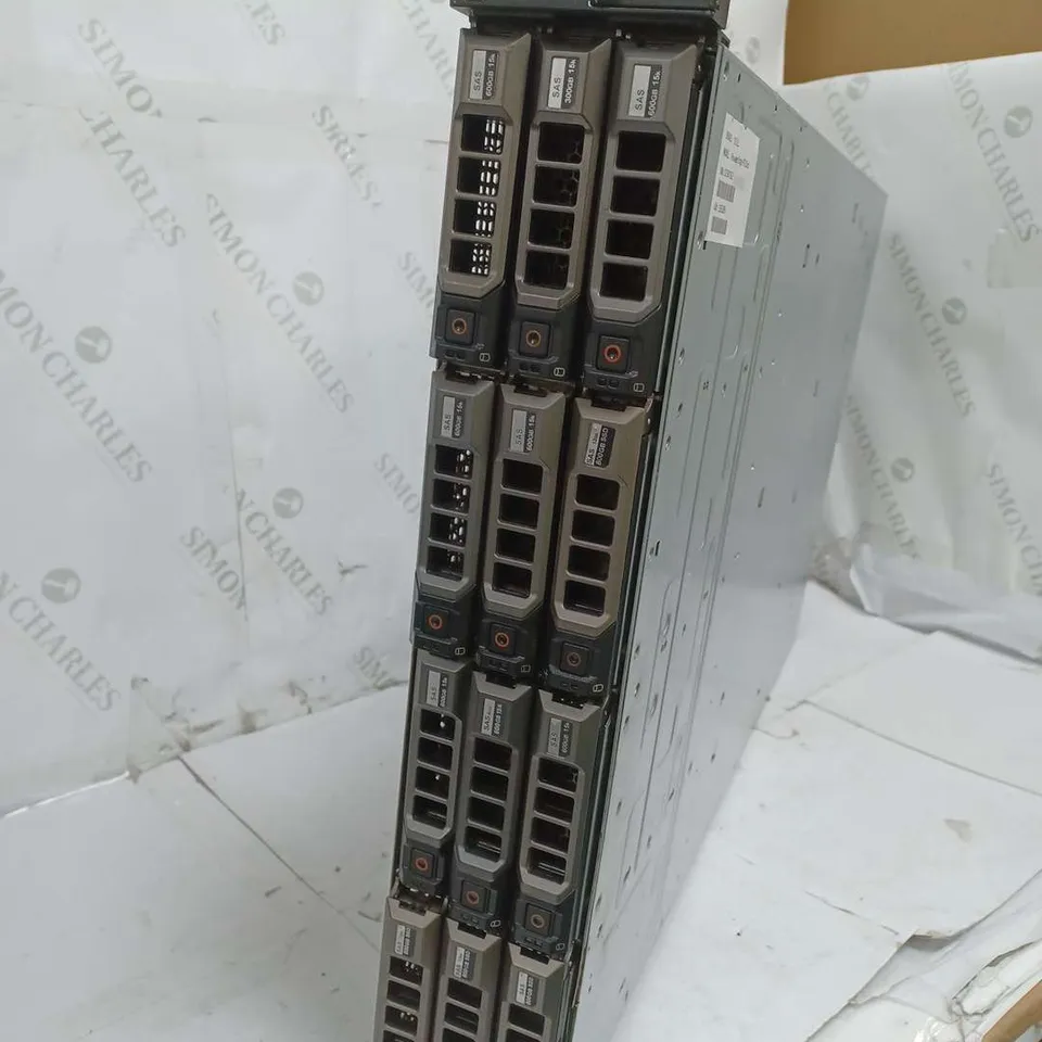 DELL POWEREDGE R7 30xd