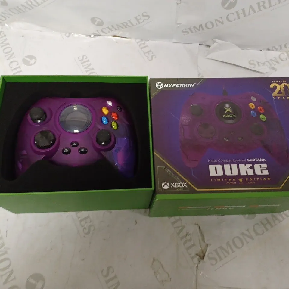 HYPERKIN XBOX HALO: COMBAT EVOLVED CORTANA DUKE 
