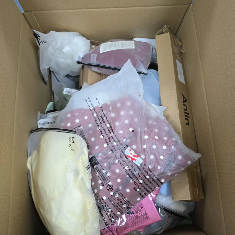 BOX OF APPROXIMATELY 15 ASSORTED ITEMS INCLUIDNG A ROCKRIDER ST100 HELMET, SOME FALSE EYELASHES AND SOME SEWING THREAD