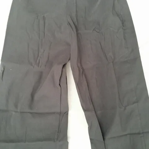PRETTY LITTLE THING TROUSERS IN BLACK SIZE 8