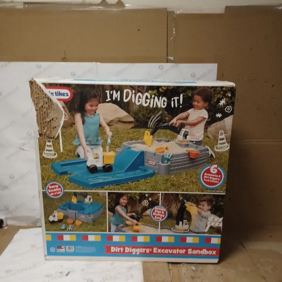LITTLE TIKES DIRT DIGGERS EXCAVATOR SANDBOX  RRP £70