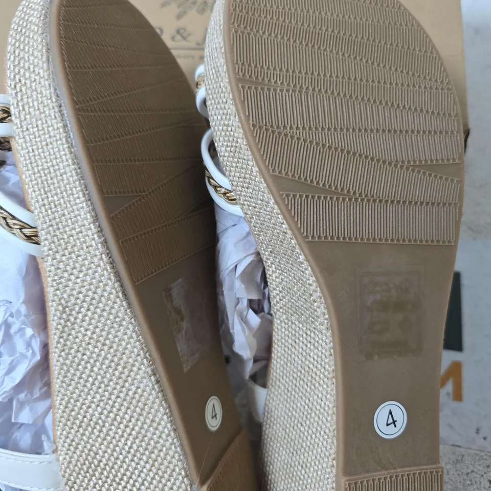 BOXED JO & JOE TRINIDAD WEDGE SHOES, WHITE - SIZE 4