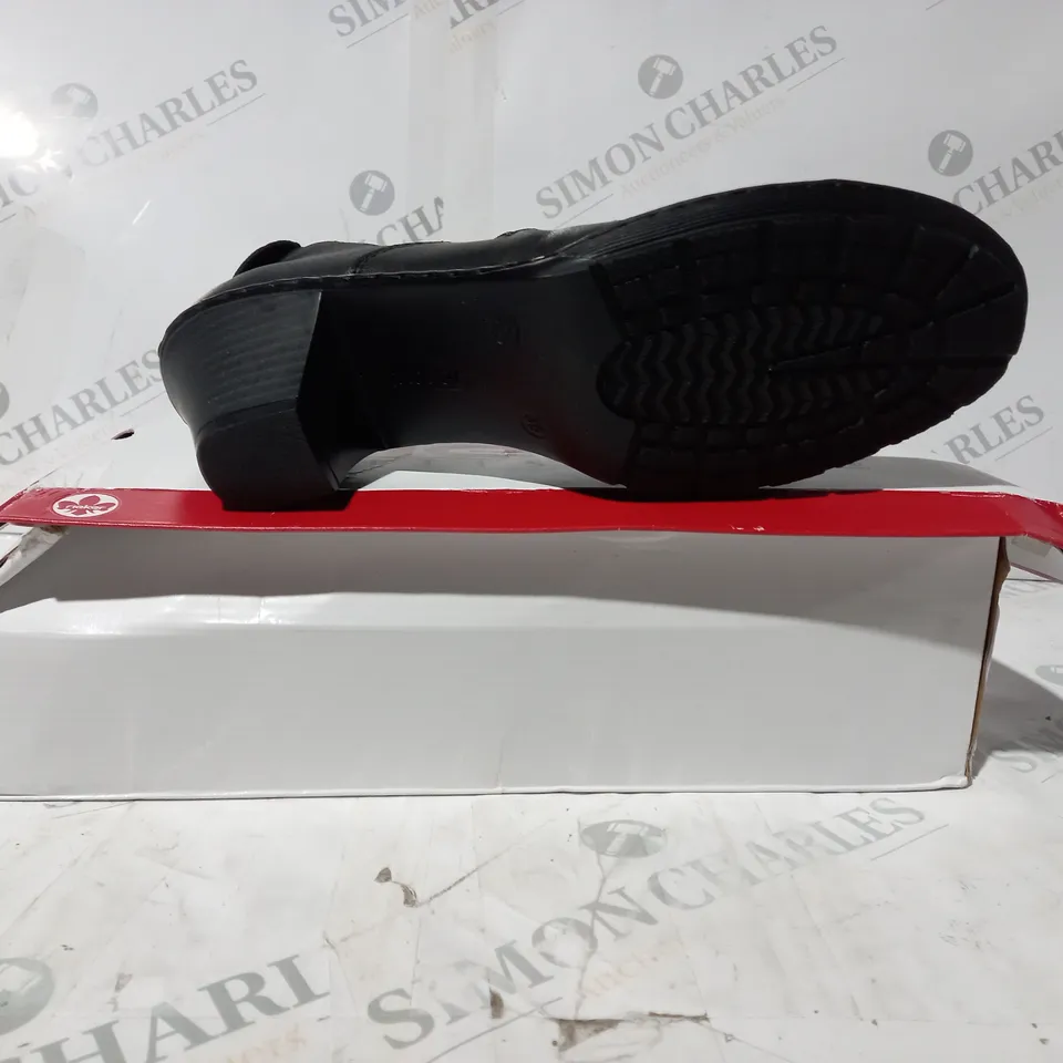 BOXED PAIR OF RIEKER SHOE BOOTS IN BLACK UK SIZE 6.5