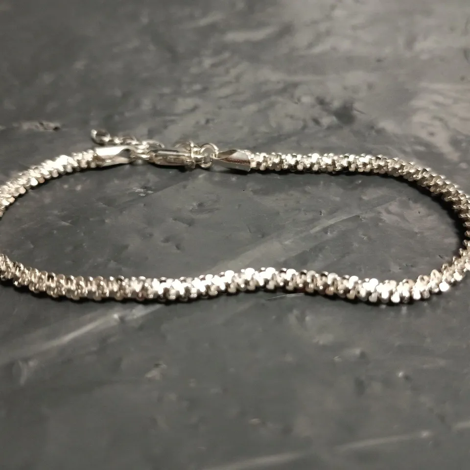 BEAVERBROOKS STERLING SILVER BRACELET WITH CLEAR STONES