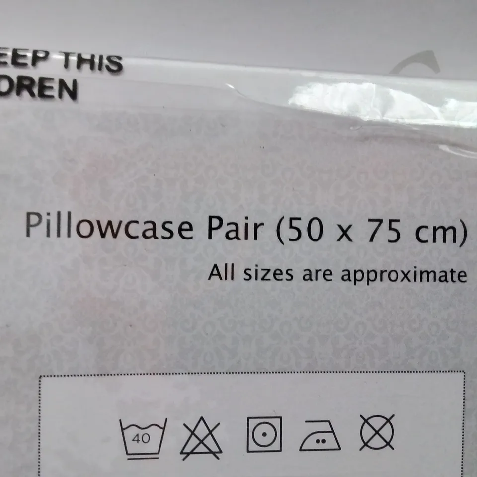 BRAND NEW LAVISH LABEL LUXURIOUS WOVEN JACQUARD PILLOWCASE PAIR