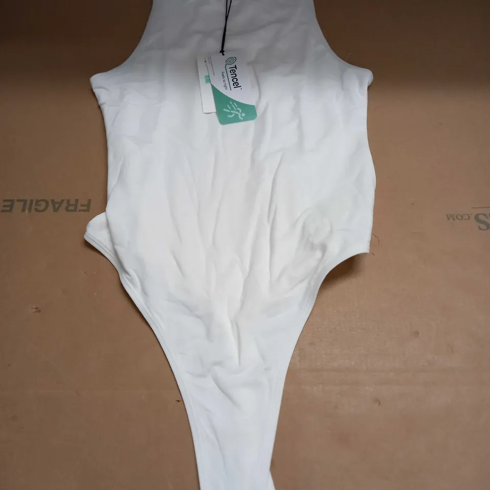 TIALA HIGH NECK SLEEVELESS BODYSUIT SIZE M