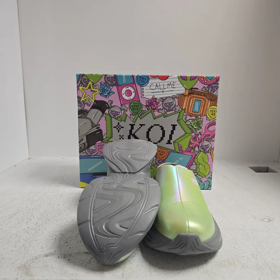 KOI LIME WAVES CHUNKY SLIP-ON SHOES – UK6 – LIGHT GREEN