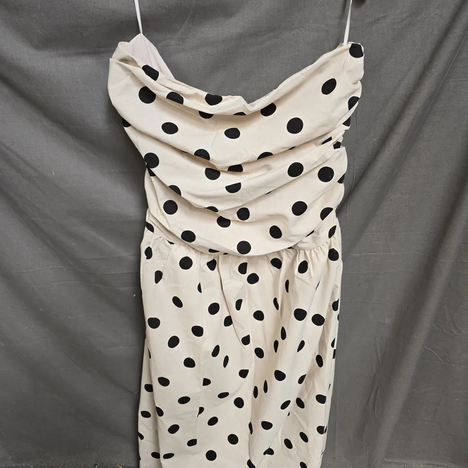 4TH+RECKLESS BRONA POLKA DOT RUCHED DROP WAIST STRAPLESS MIDI DRESS IN CREAM SIZE 18