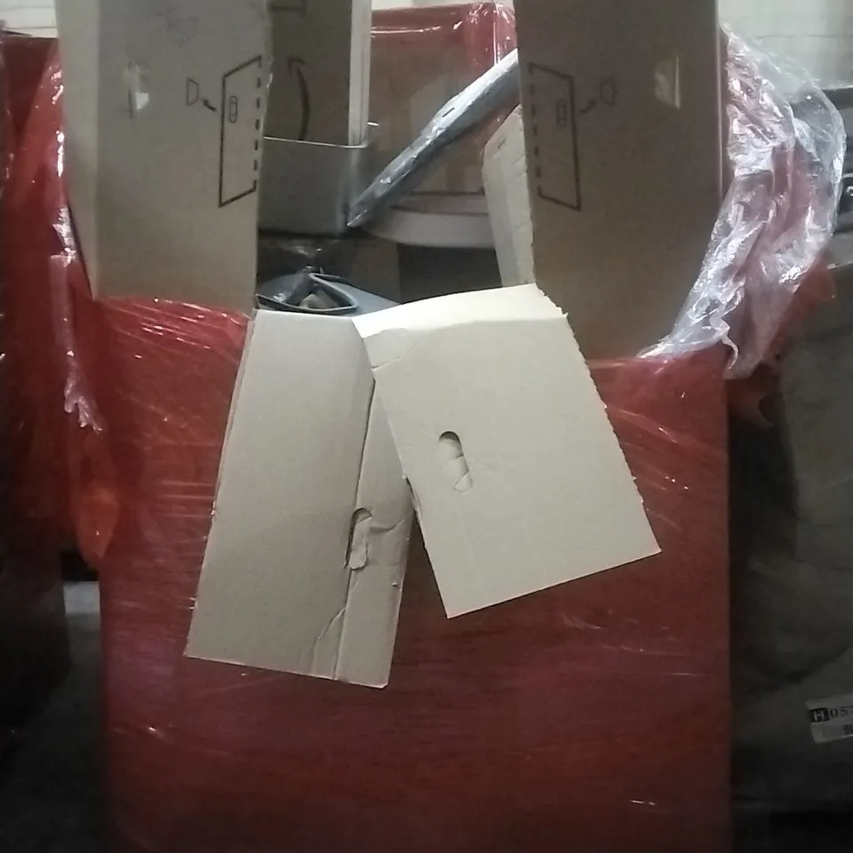 PALLET OF HOUSEHOLD ITEMS TO INCLUDE VIBRATION PLATE, LAPTOP DESK, WREATH,PIANO FITNESS RACK AND OTHER ASSORTED ITEMS...