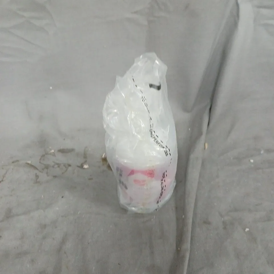 BOX OF APPROXIMATELY 14 ASSORTED ITEMS TO INCLUDE: HOTEL CHOCOLAT AND LUBE