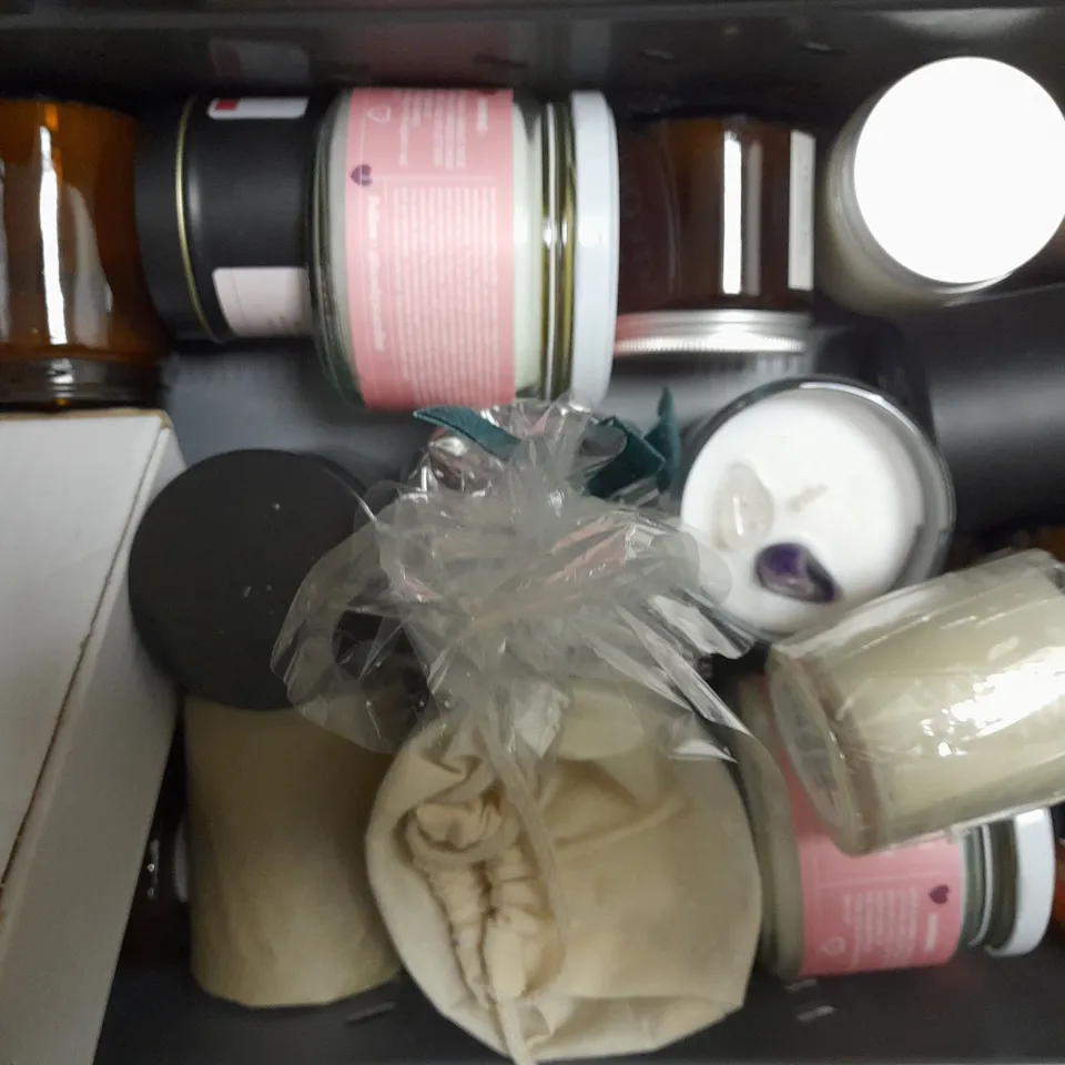 BOX OF APPROX 15 CANDLES IN ASSORTED SCENTS