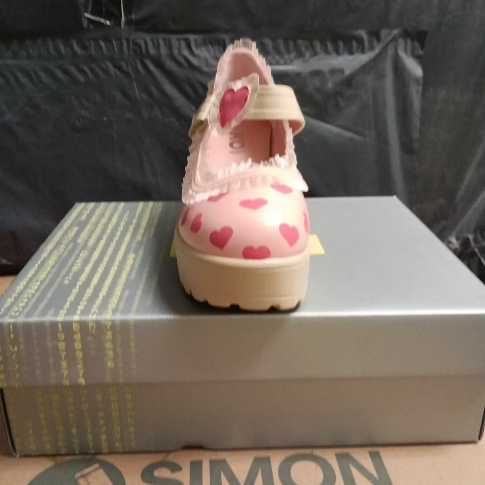 KOI MELANIE SWEETHEART MARY JANE SHOES PINK SIZE 3