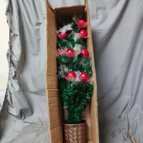 FESTIVE CHRISTMAS ORNAMENT WITH BAUBLES IN POT. ITEM STATED AS MISSING A BAUBLE