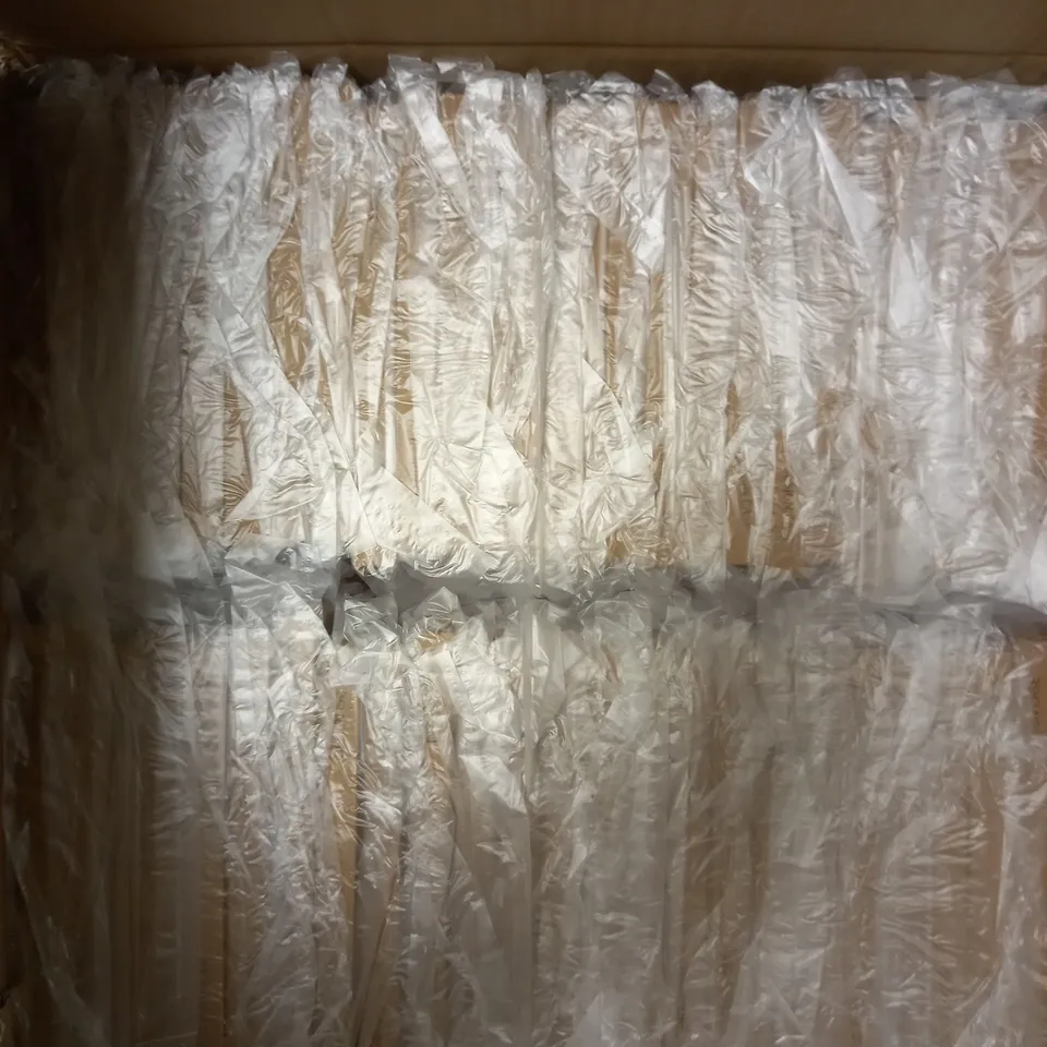 BOX OF 100 BRAND NEW BOXED GROOV-E IPHONE XR ANIMAL DESIGN PHONE CASES 