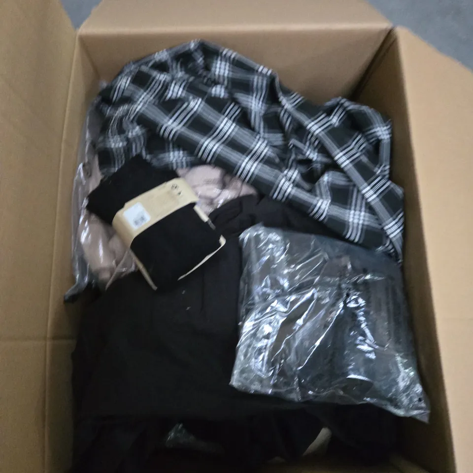 LARGE BOX OF ASSORTED CLOTHING ITEMS IN VARIOUS SIZES, STYLES AND COLOUR 