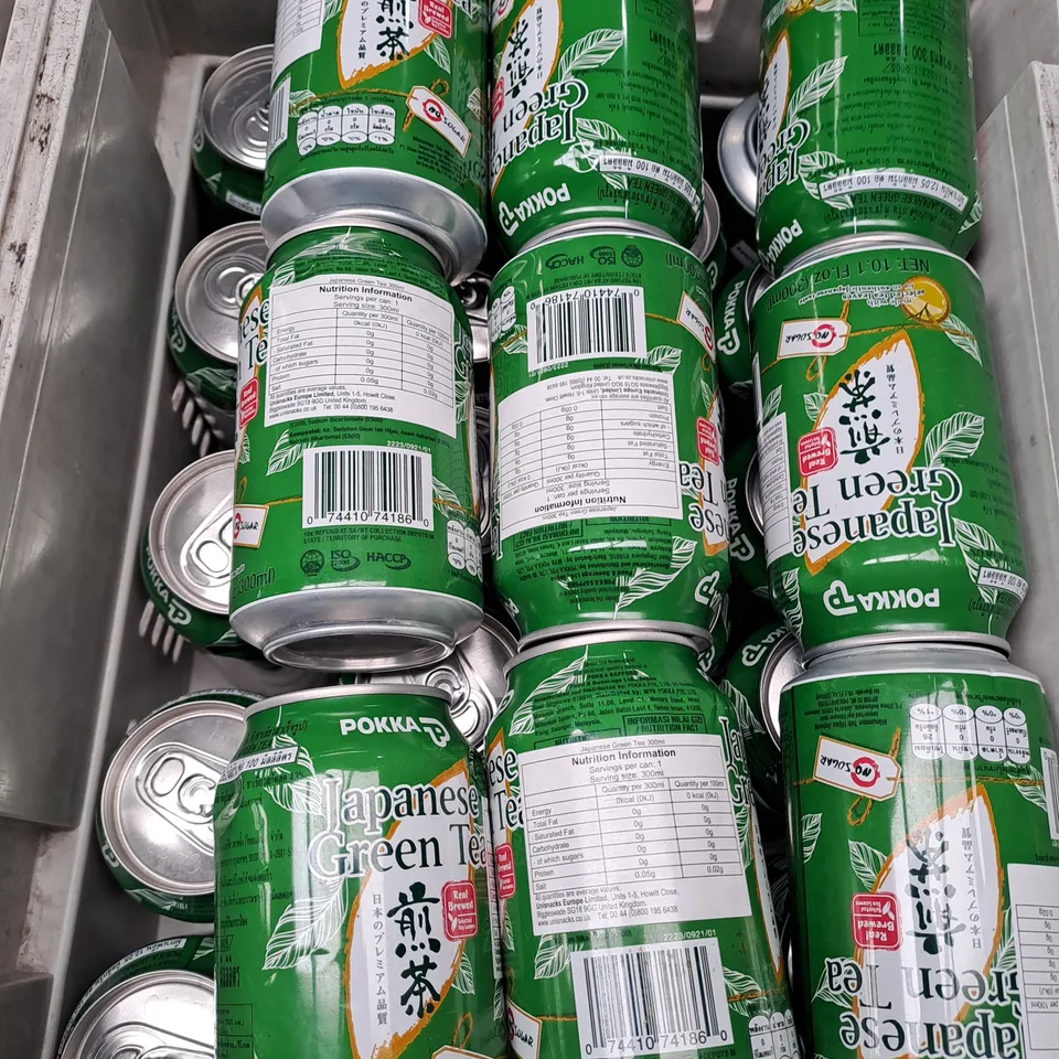 BOX OF APPROXIMATELY 20 300ML CANS OF POKKA JAPANESE GREEN TEA 