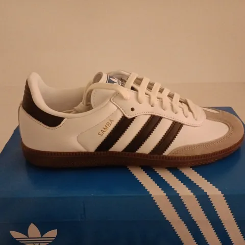 ADIDAS SAMBA OG WHITE/BLACK/GREY UK 7 BOXED