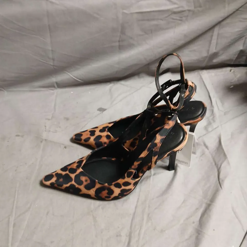 STRADIVARIUS LEOPARD PRINT HEELED SANDALS – SIZE EUR 37