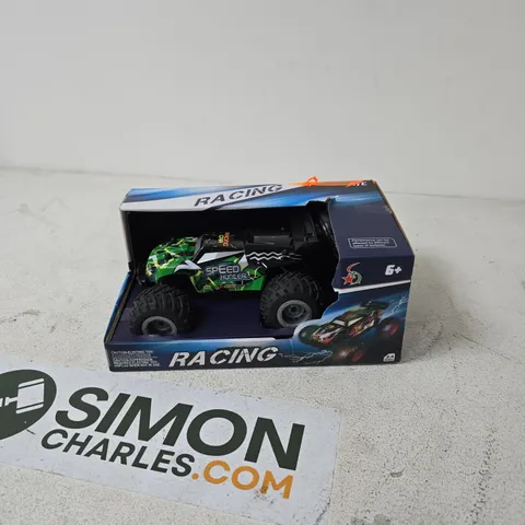 RACING RC CAR IN BOXED PACKAGING (6+) 