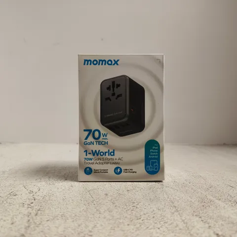 MOMAX 70W GAN TRAVEL POWER ADAPTER – 5 PORTS + AC, WORLD PLUG