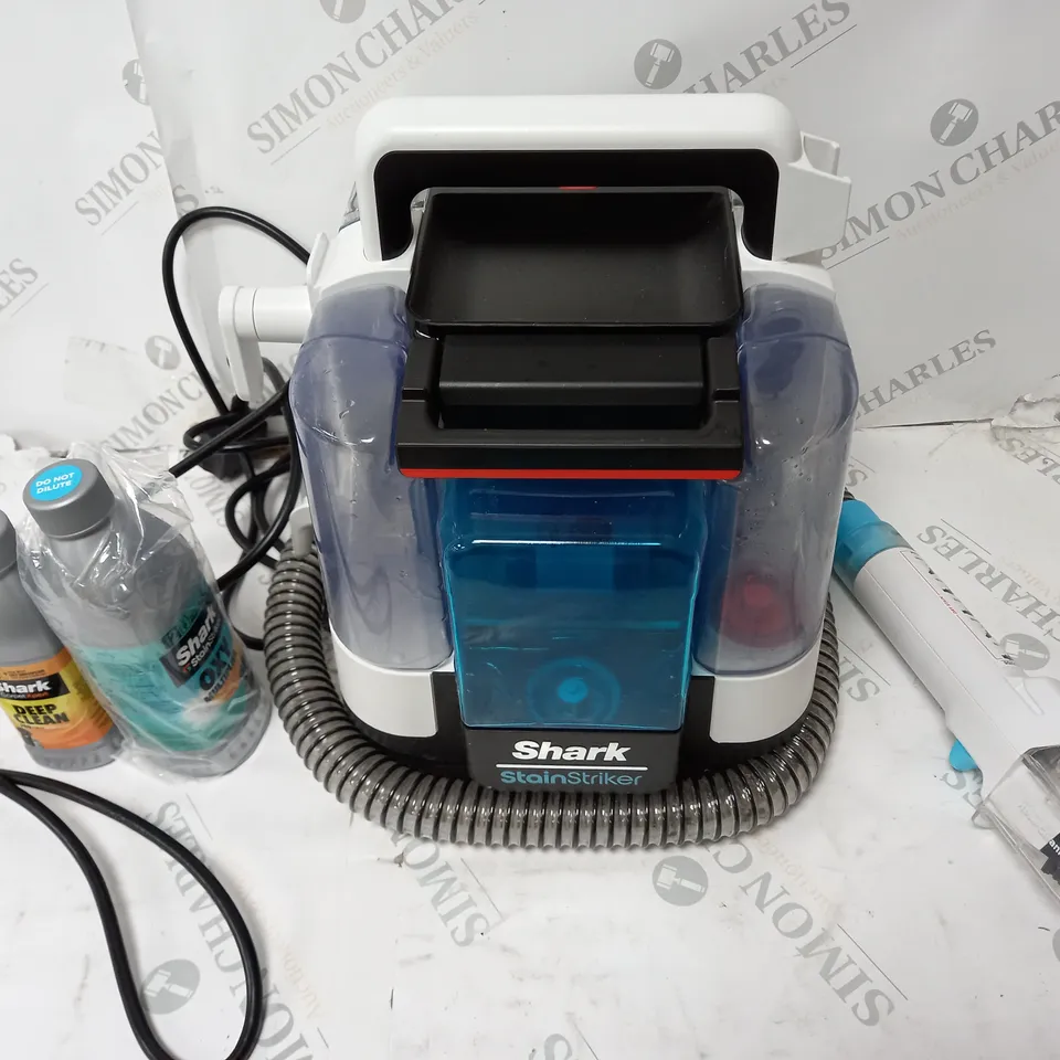 BOXED SHARK STAIN STRIKER PET SPOT CLEANER PX200UKT