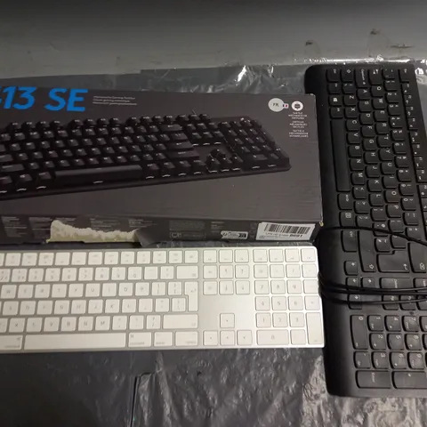 LOT OF 3 ASSORTED COMPUTER KEYBOARDS INCLUDES APPLE A1843, LENOVO WIRED AND LOGITECH G413 IN FRENCH LAYOUT