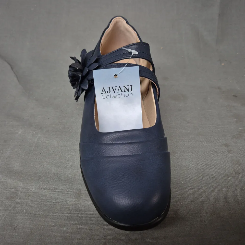 BOXED PAIR OF AJVANI COLLECTION SHOES IN NAVY UK SIZE 5