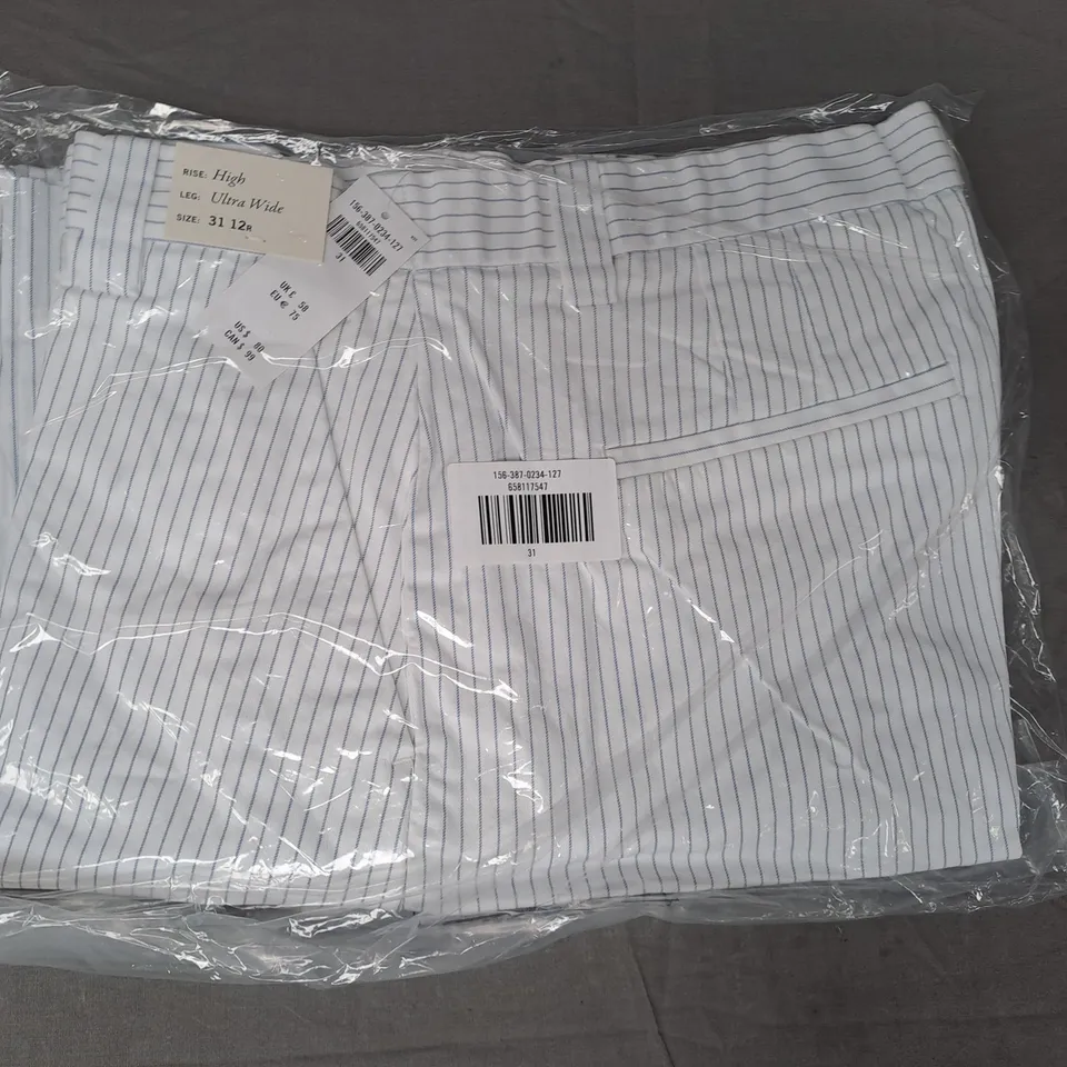 ABERCROMBIE & FITCH HIGH RISE PINSTRIPE PANTS IN WHITE/BLUE SIZE 31/12R