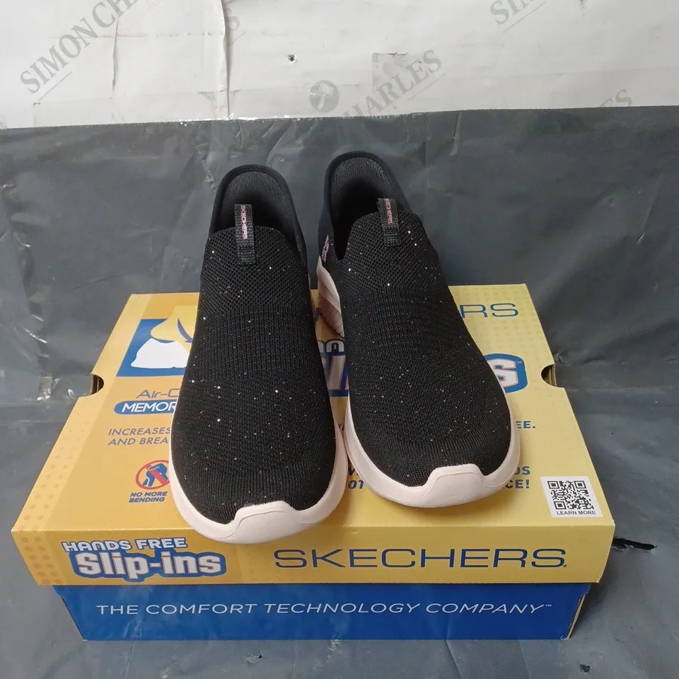 SKECHERS SLIP-INS TRAINERS BLACK GLITTER SIZE 6
